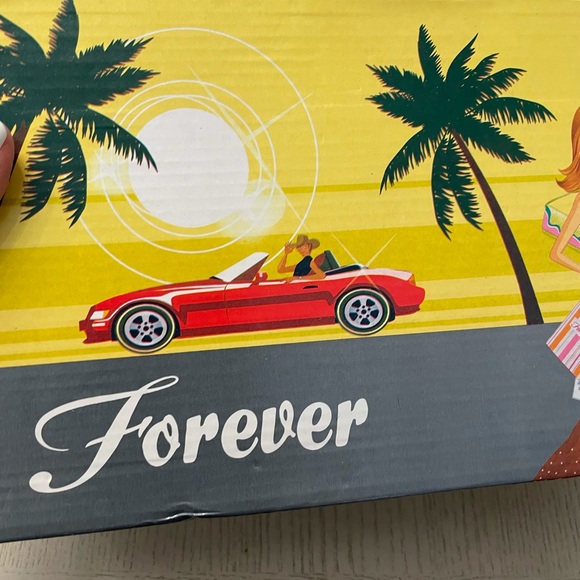 Forever Velvet Jeweled Wedges Sz 9 - Picture 4 of 9